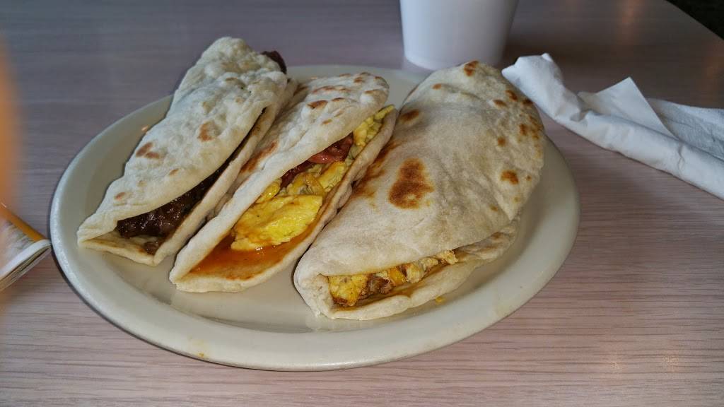 Thousand Oaks Cafe II | restaurant | 1271 Austin Hwy, San Antonio, TX 78209, USA | 2108294800 OR +1 210-829-4800