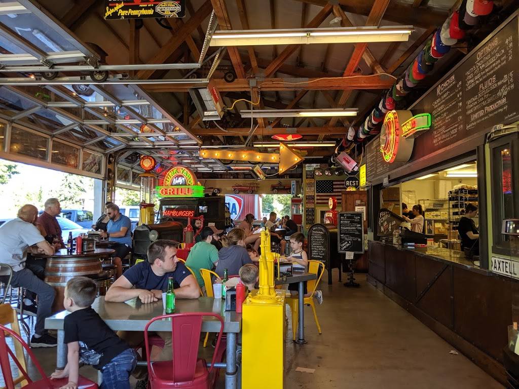 Nuttys Junkyard Grill | restaurant | 6717 204th St NE, Arlington, WA 98223, USA | 3604037538 OR +1 360-403-7538