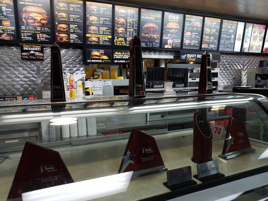 Carls Jr. | restaurant | 301 S Madera Ave, Madera, CA 93637, USA | 5596747863 OR +1 559-674-7863