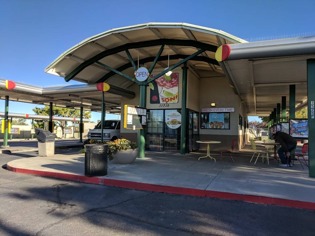 Sonic Drive-In | restaurant | 11715 Central Ave NE, Albuquerque, NM 87123, USA | 5052926979 OR +1 505-292-6979
