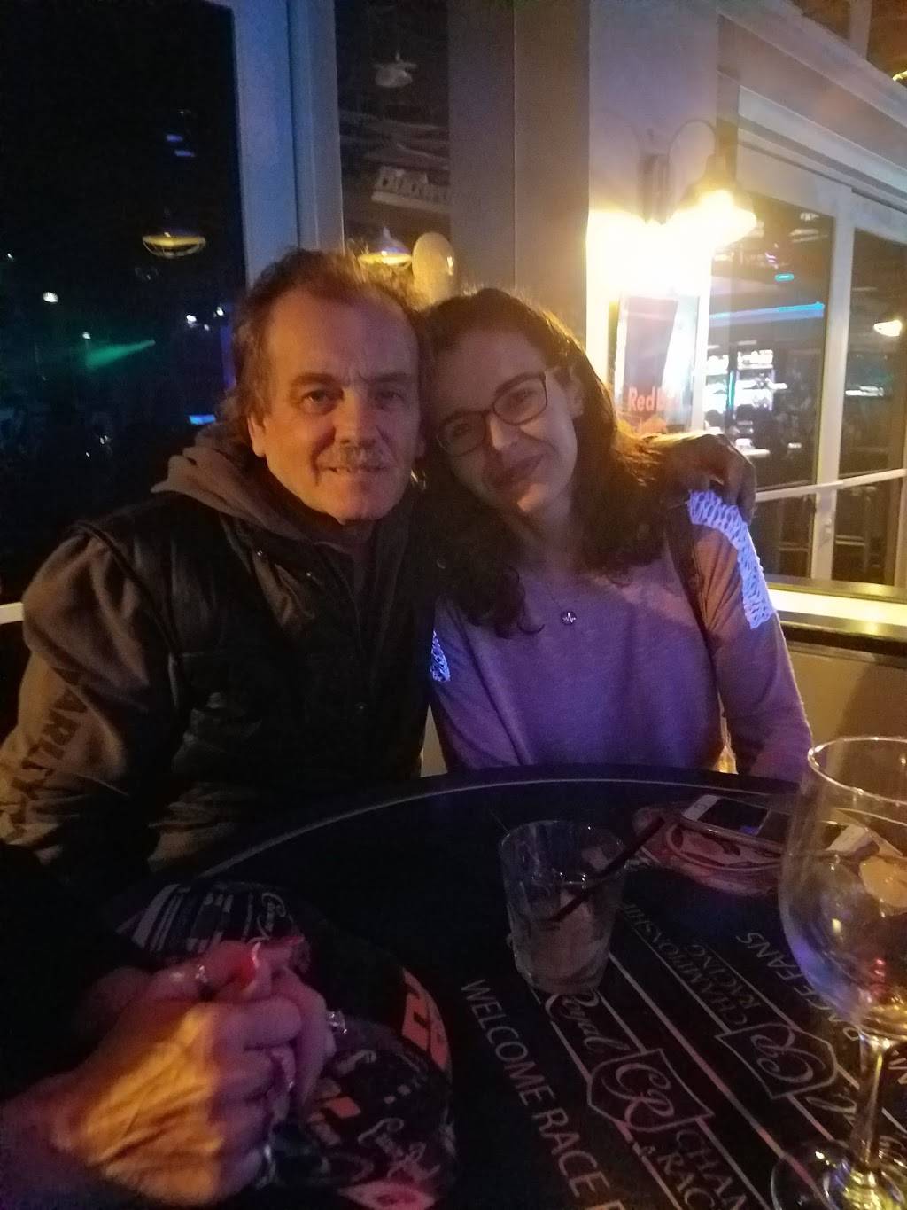 Arena Sports Grill and Bar | restaurant | 999 Enchanted Way, Simi Valley, CA 93065, USA | 8055832000 OR +1 805-583-2000