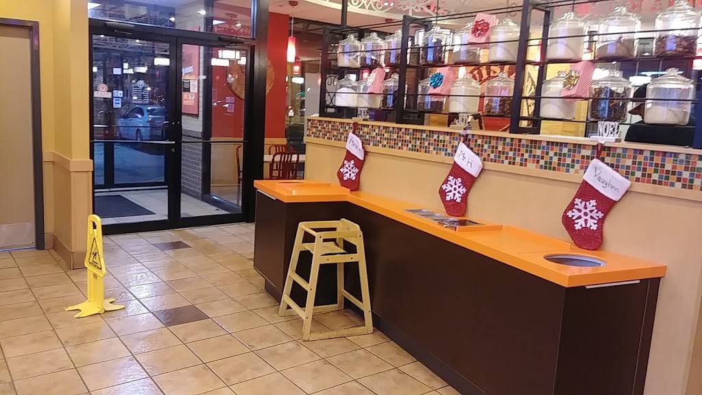 Popeyes Louisiana Kitchen | restaurant | 18241 S Halsted St, Glenwood, IL 60425, USA | 7087558860 OR +1 708-755-8860