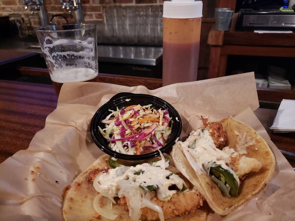 Blue Dog BBQ Company | restaurant | 1300 Bank St, Baltimore, MD 21231, USA | 6672051804 OR +1 667-205-1804