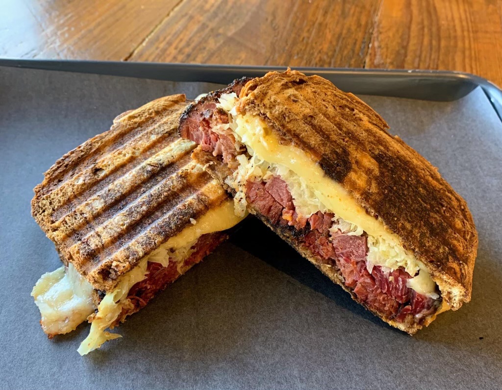 Ol Bart Southern Eats | restaurant | 1220 Old Morrilton Hwy, Conway, AR 72032, USA | 5016137142 OR +1 501-613-7142