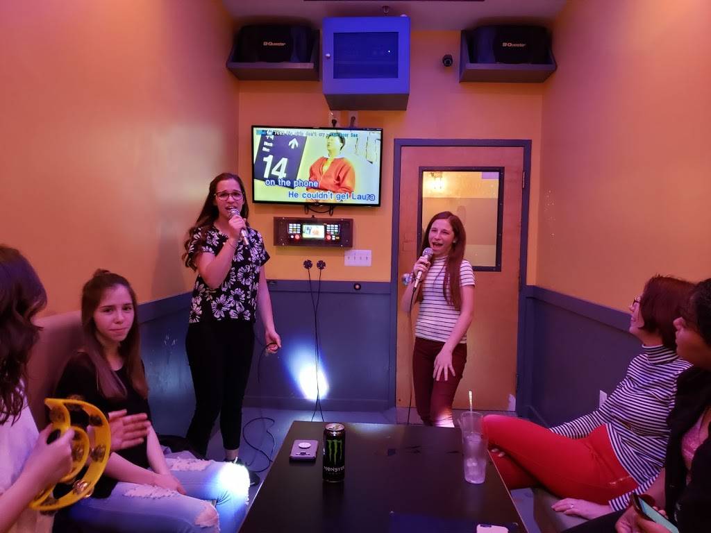 Lulu Cafe / Karaoke bar | night club | 13838 Braddock Rd, Centreville, VA 20121, USA | 7038155656 OR +1 703-815-5656