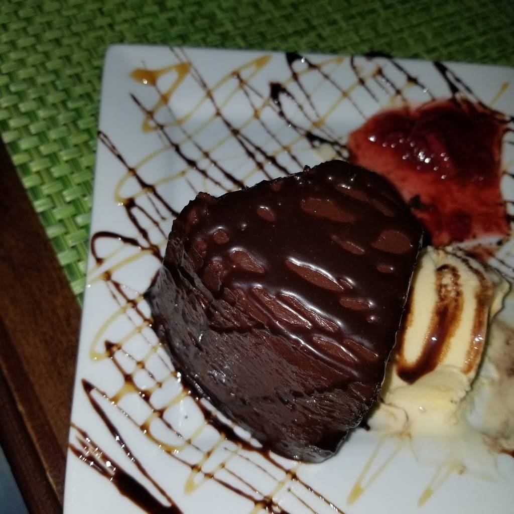 Rio Lounge and Grill | restaurant | 7140 De Soto Ave, Canoga Park, CA 91303, USA | 8188546117 OR +1 818-854-6117