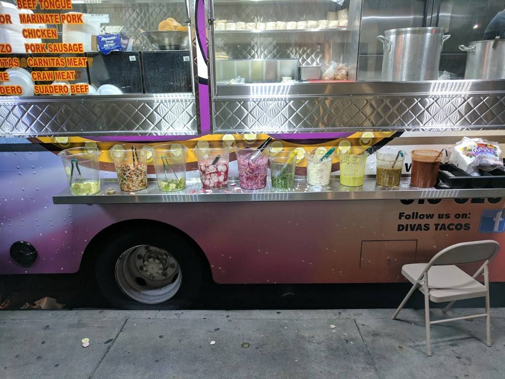 Divas Tacos | restaurant | 14439 Vanowen St, Van Nuys, CA 91405, USA | 8188268972 OR +1 818-826-8972