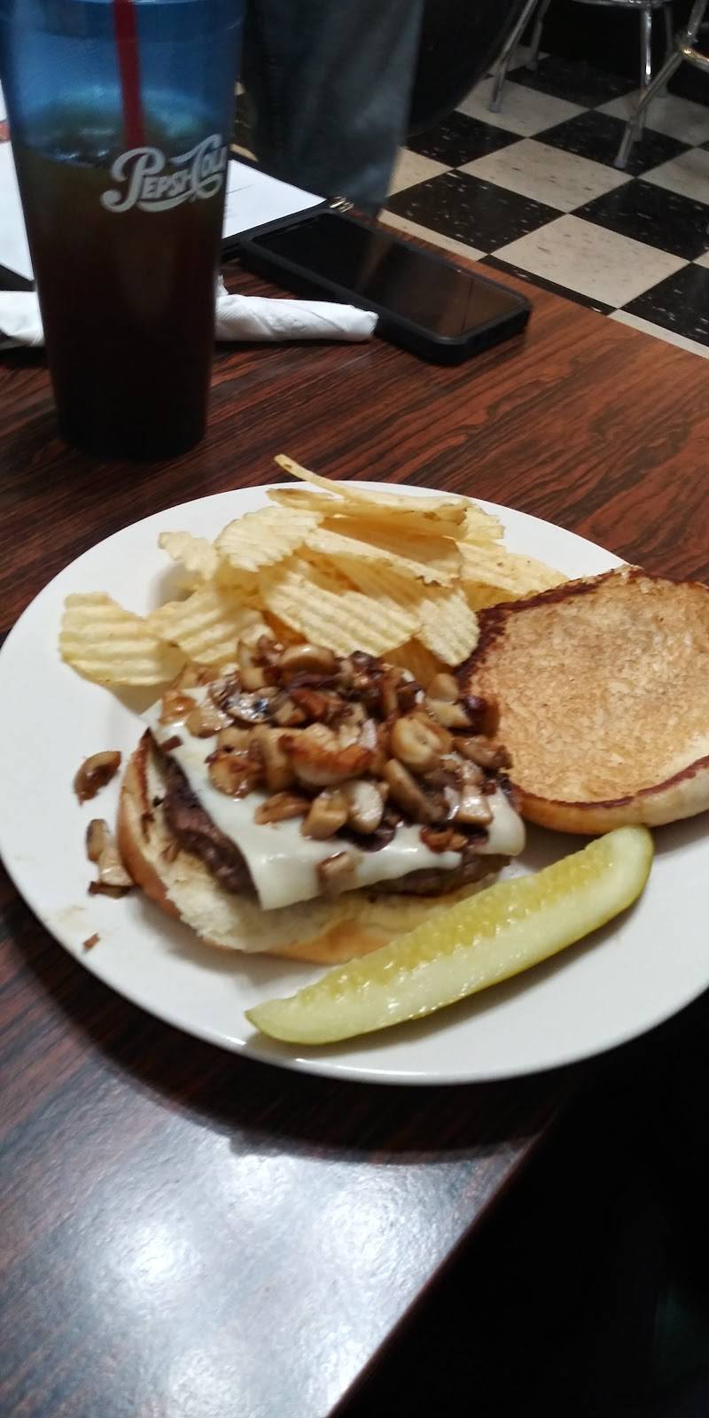 Bazookys | restaurant | 1100 S Walnut St, Muncie, IN 47302, USA | 7652737472 OR +1 765-273-7472