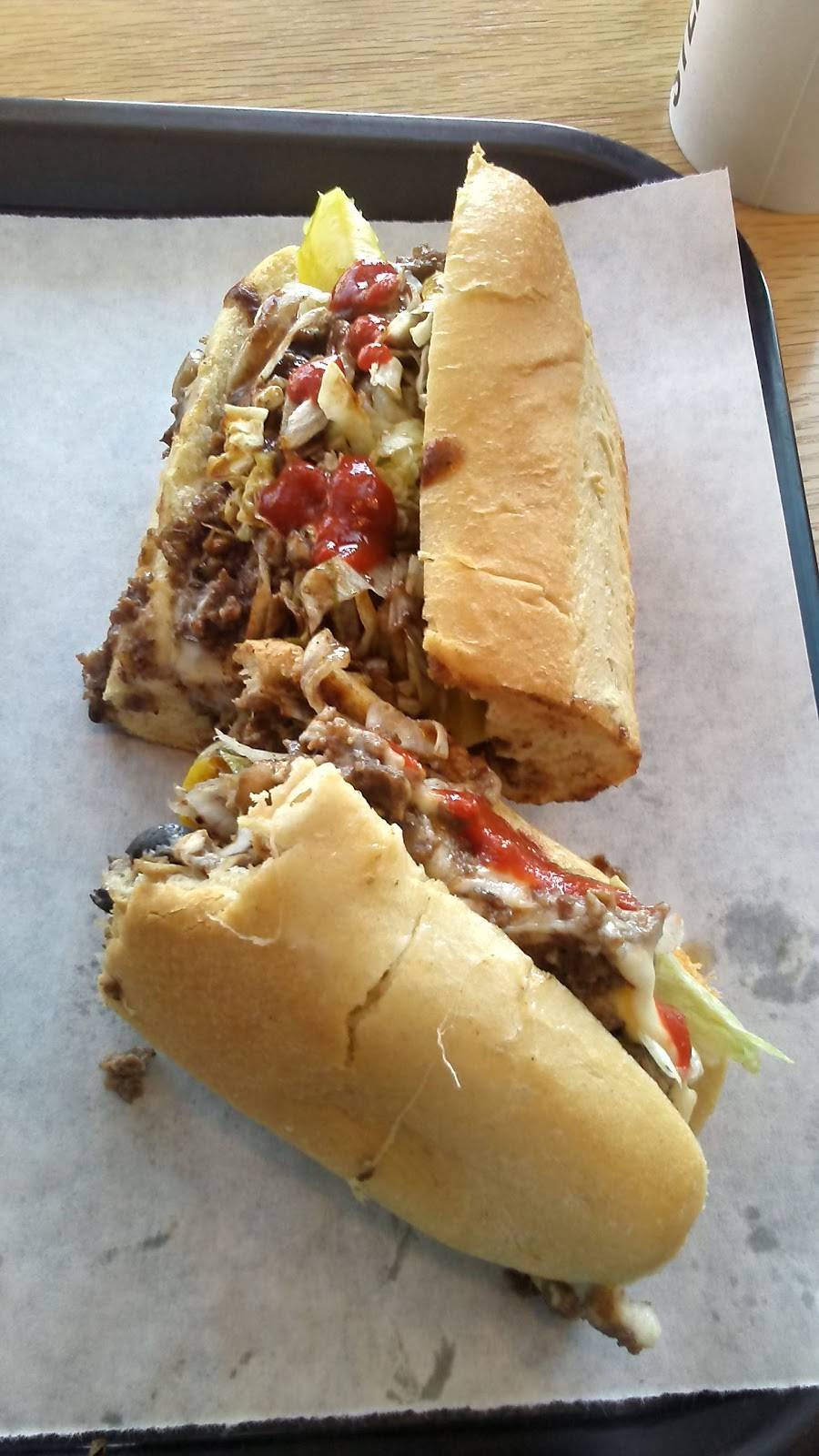 Steak Escape | restaurant | 2440 Lake Cir Dr, Indianapolis, IN 46268, USA | 3178205411 OR +1 317-820-5411