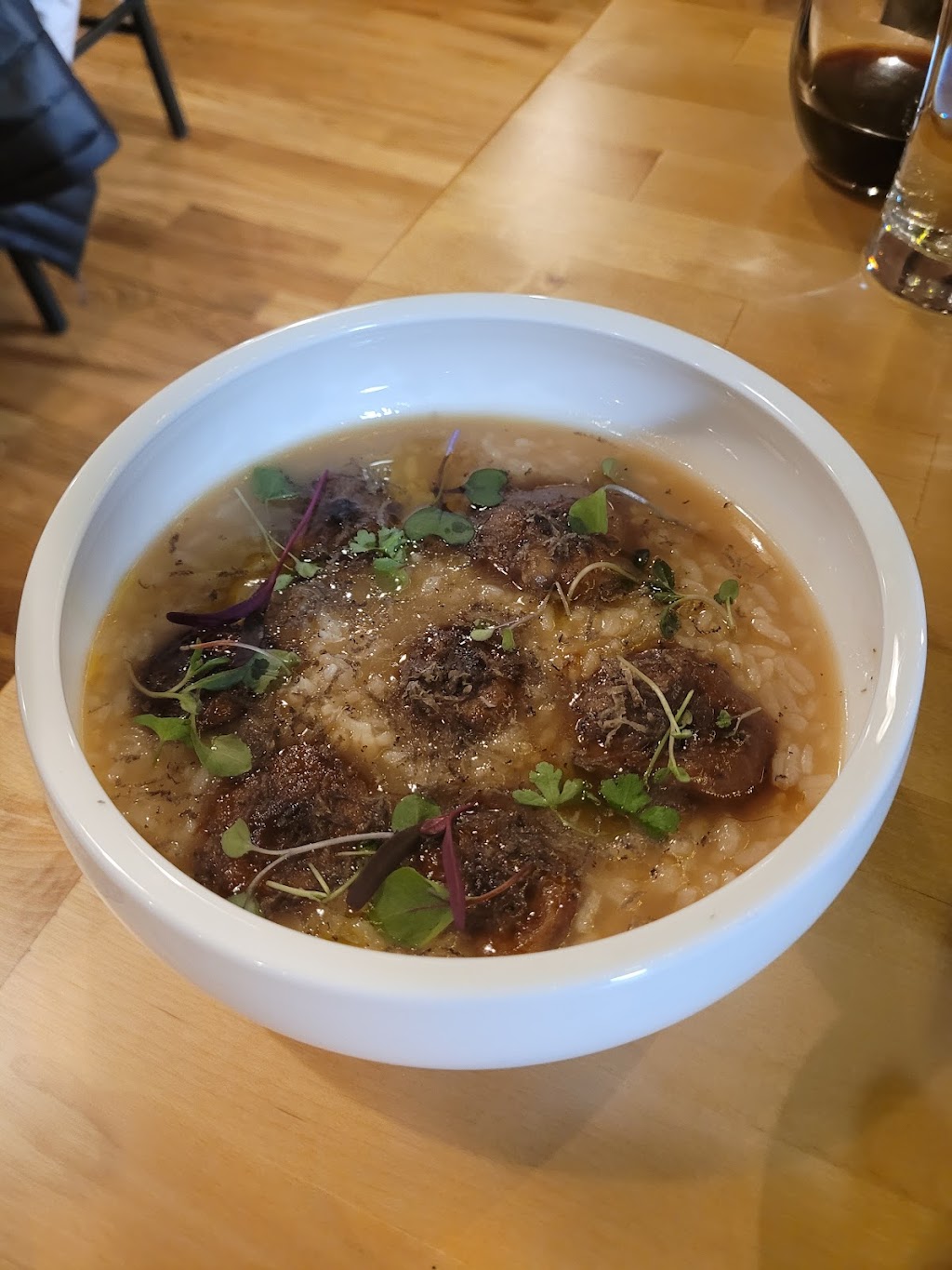 The Lucky Duck Clawson | restaurant | 38 S Main St, Clawson, MI 48017, USA | 2485658393 OR +1 248-565-8393