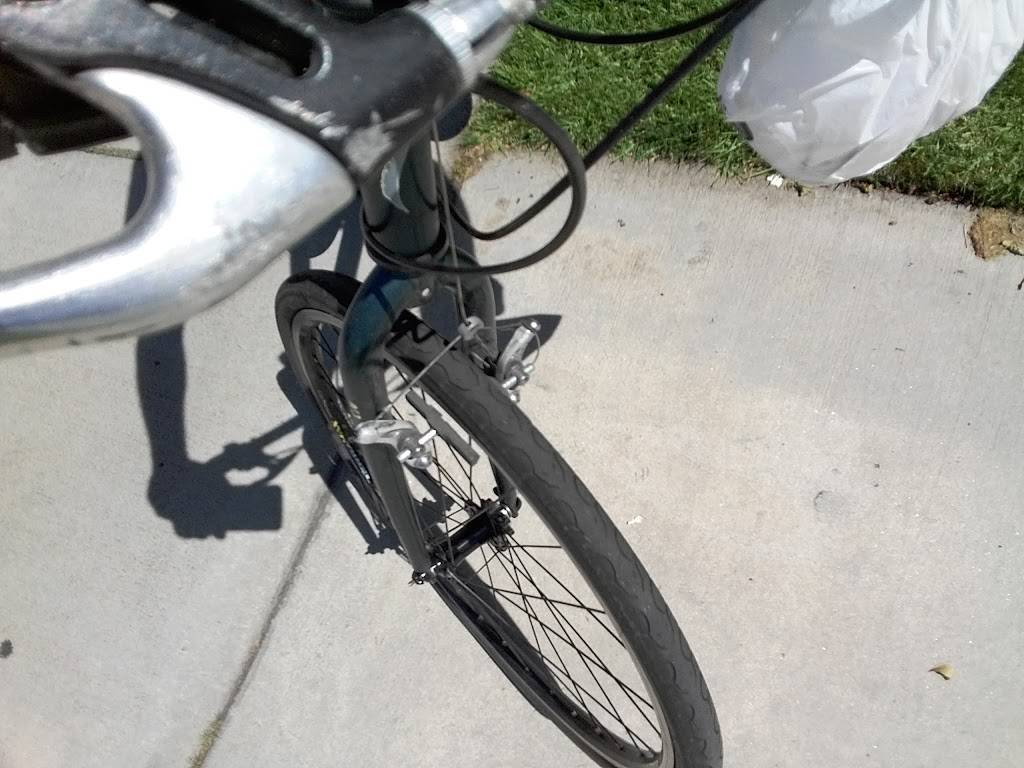 Flame Broiler | restaurant | 10633 Carmenita Rd, Santa Fe Springs, CA 90670, USA | 5629065252 OR +1 562-906-5252