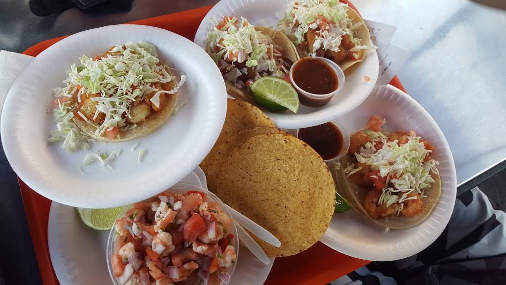 La Playita Siete Mares | restaurant | 3143 Sunset Blvd, Los Angeles, CA 90026, USA | 3236644604 OR +1 323-664-4604