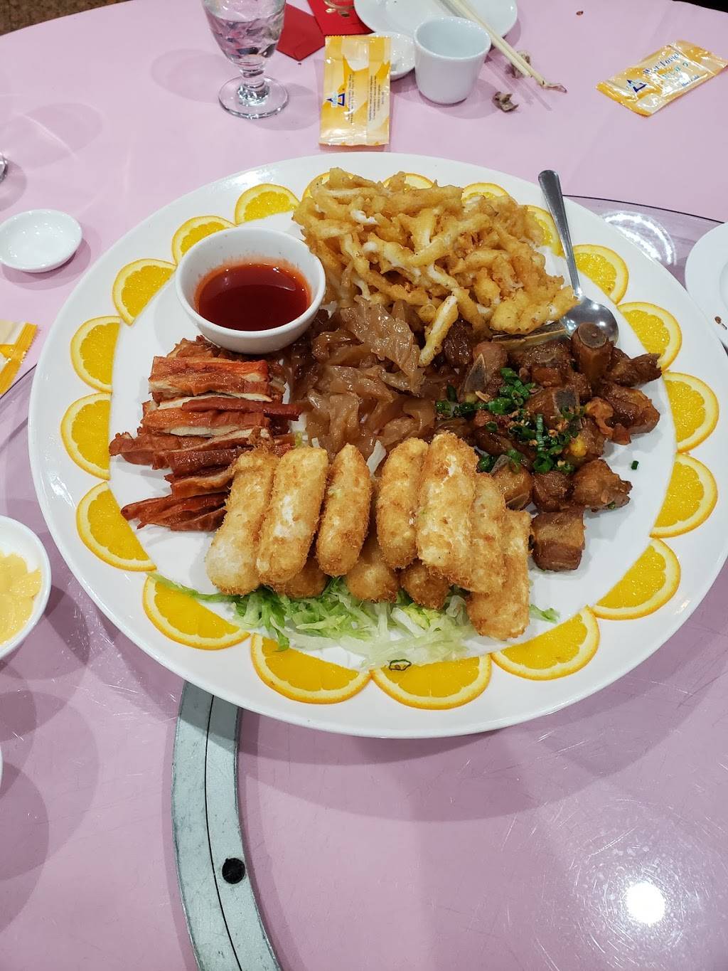 Hua Xia | restaurant | 49 Division St A, New York, NY 10002, USA | 2129651926 OR +1 212-965-1926