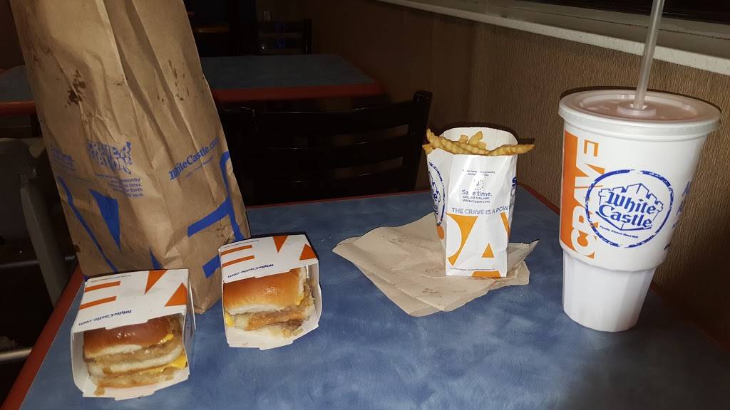White Castle | restaurant | 596 W 3rd St, Covington, KY 41011, USA | 8594314632 OR +1 859-431-4632