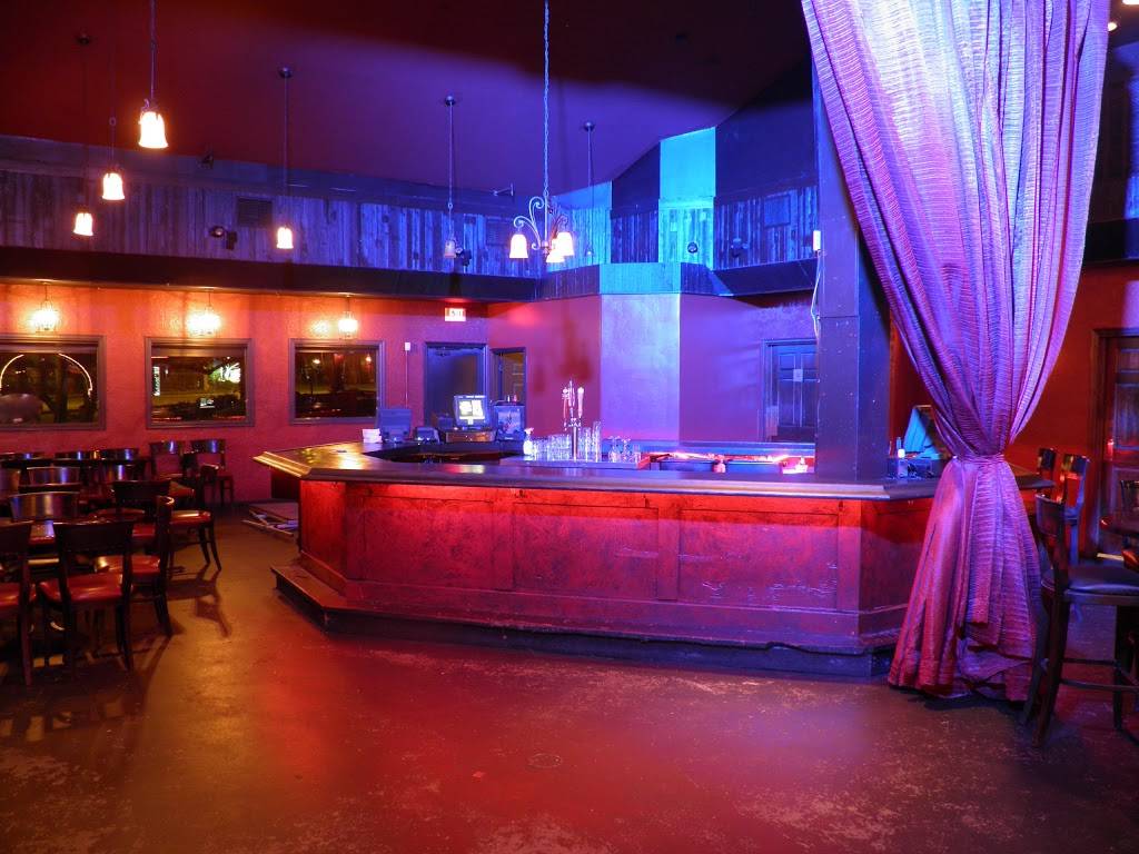 Gaslamp Music + Bar + Kitchen | night club | 6251 CA-1, Long Beach, CA 90803, USA | 5625964718 OR +1 562-596-4718
