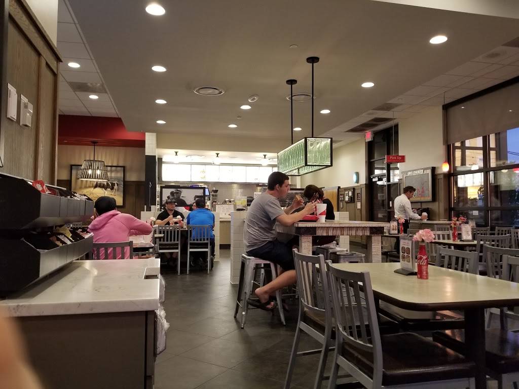 Chick-fil-A | restaurant | 2650 N Federal Hwy, Fort Lauderdale, FL 33306, USA | 8885828121 OR +1 888-582-8121