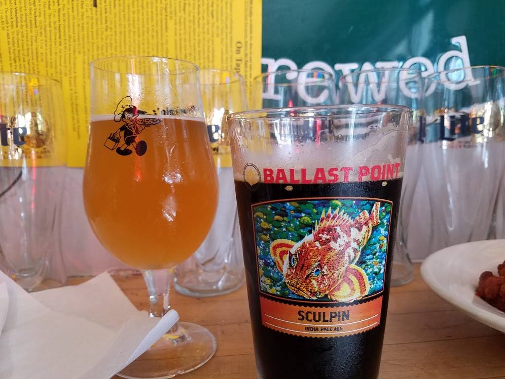 Pinocchios Beer Garden To Go | restaurant | 31 E Baltimore Ave, Media, PA 19063, USA | 6105667767 OR +1 610-566-7767