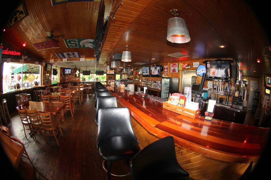 Roosters | restaurant | 1009 N Memorial Dr, Lancaster, OH 43130, USA | 7406531444 OR +1 740-653-1444