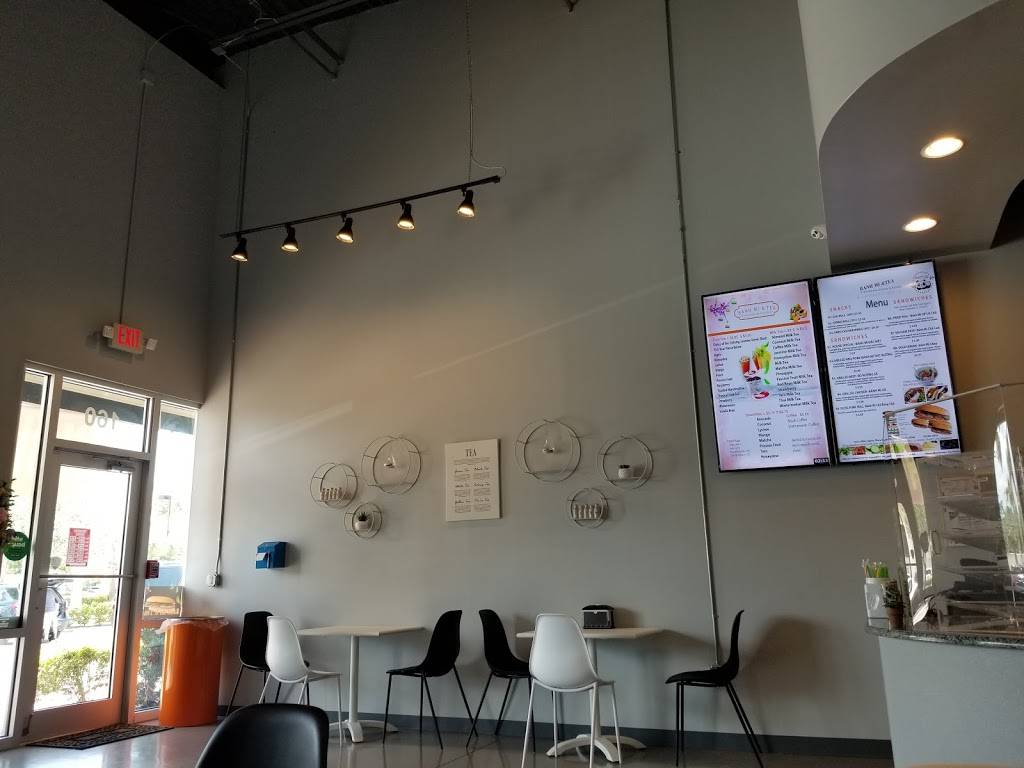 banh mi & tea | restaurant | 9321 6 Mile Cypress Pkwy #160, Fort Myers, FL 33966, USA | 2392028078 OR +1 239-202-8078