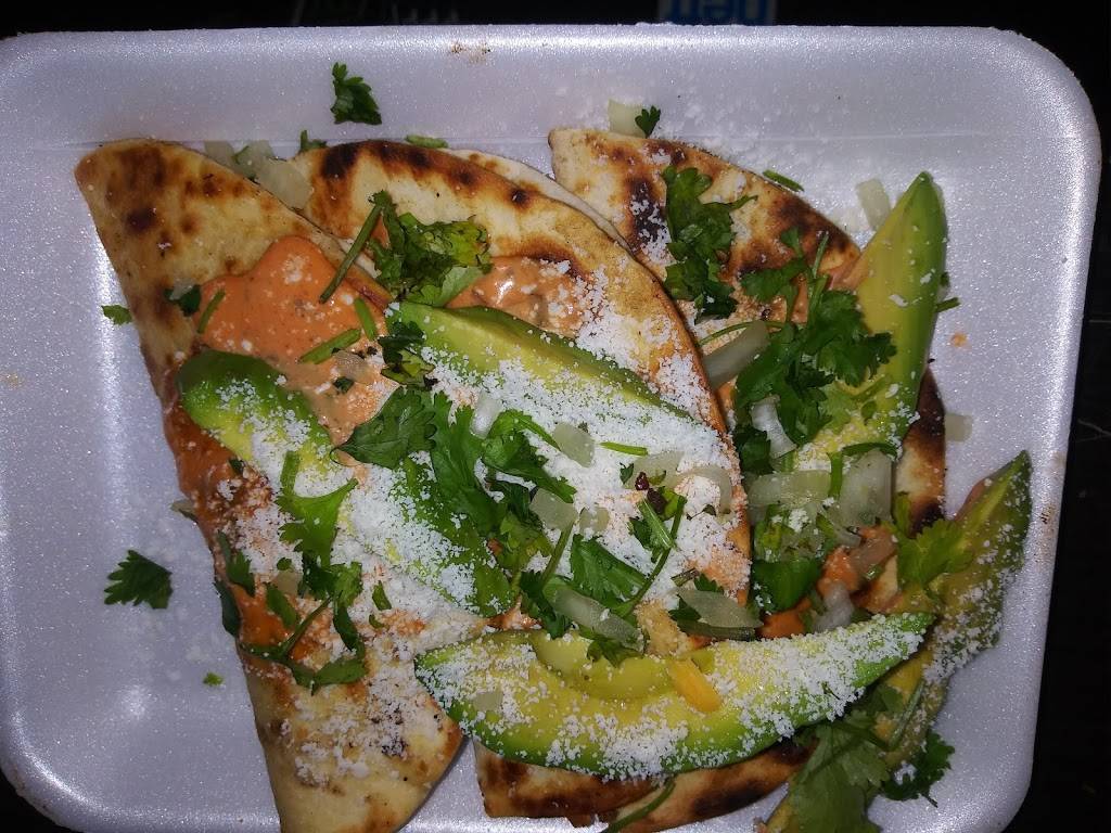 Chicos Tacos | restaurant | 1027 E 7th St, Long Beach, CA 90813, USA | 5623367008 OR +1 562-336-7008