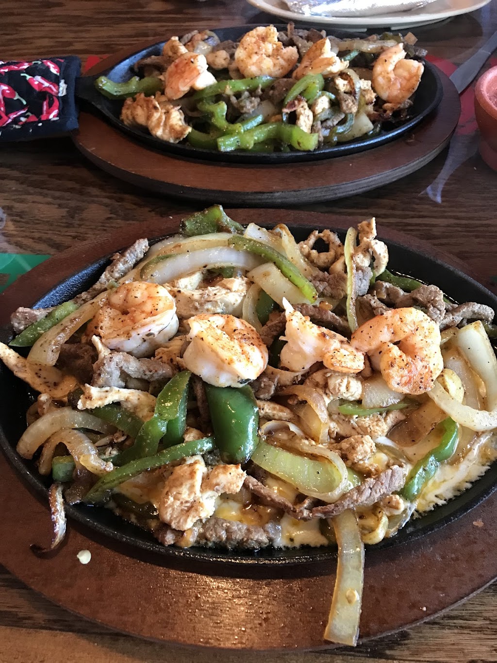 El Comal | Mexican Restaurant | restaurant | 1205 Lake Dr SE, Bessemer, AL 35022, USA | 2054344371 OR +1 205-434-4371