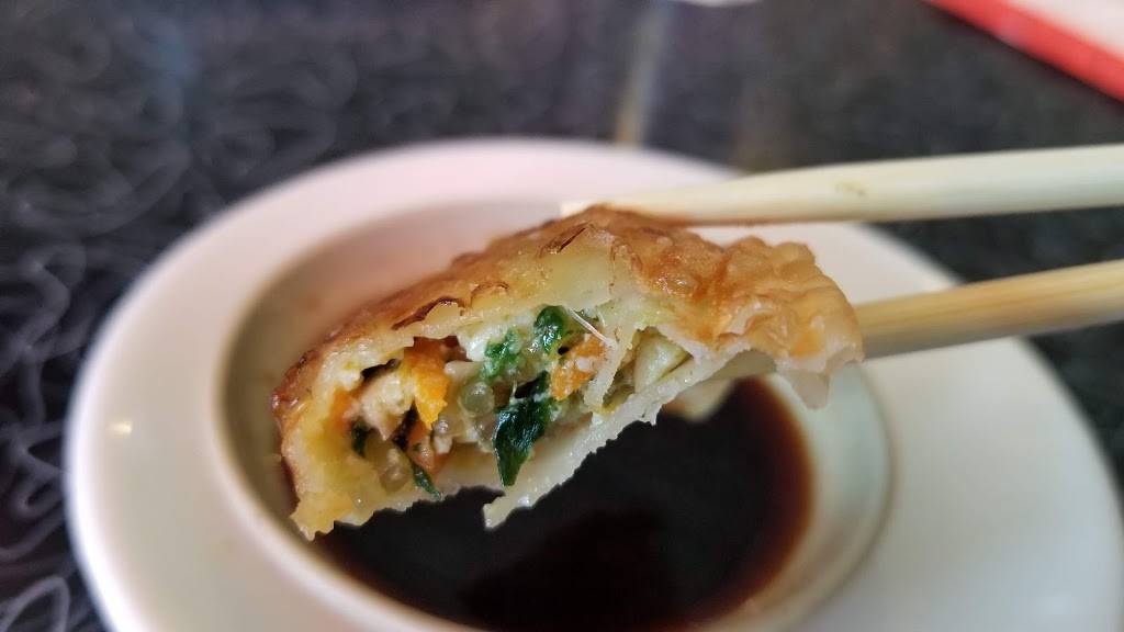 Shu Feng Restaurant | restaurant | 8435 Olive Blvd, St. Louis, MO 63132, USA | 3149830099 OR +1 314-983-0099