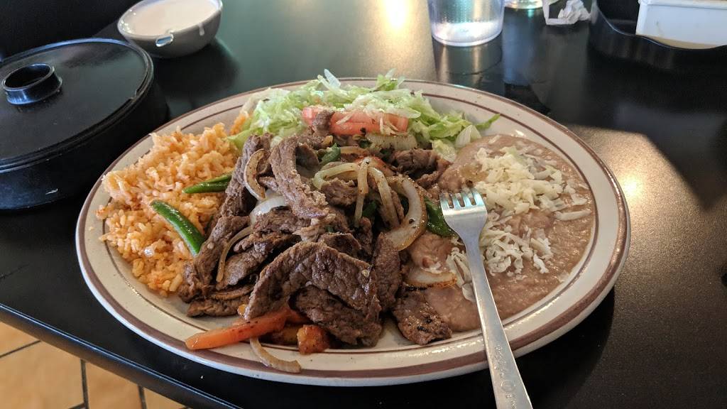Ciros Sea & Mexican Food | restaurant | 3710 Montana Ave, El Paso, TX 79903, USA | 9155645578 OR +1 915-564-5578