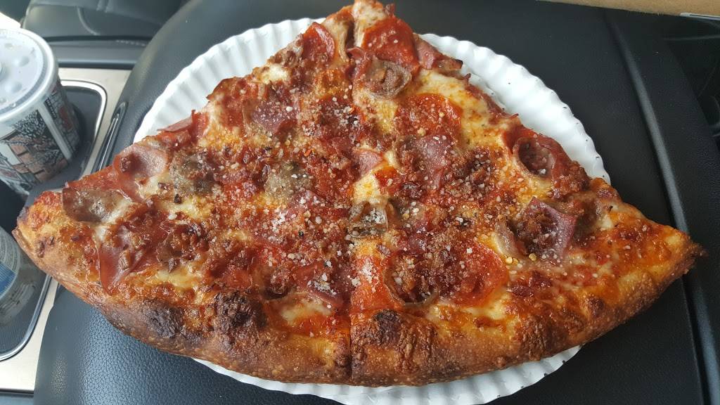 Italian Gator Pizza | restaurant | 1728 W University Ave, Gainesville, FL 32603, USA | 3523674600 OR +1 352-367-4600