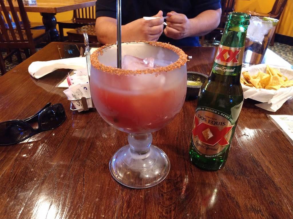 Gabriels Restaurant & Bar | restaurant | 1270 Giles Rd, El Paso, TX 79915, USA | 9155919800 OR +1 915-591-9800