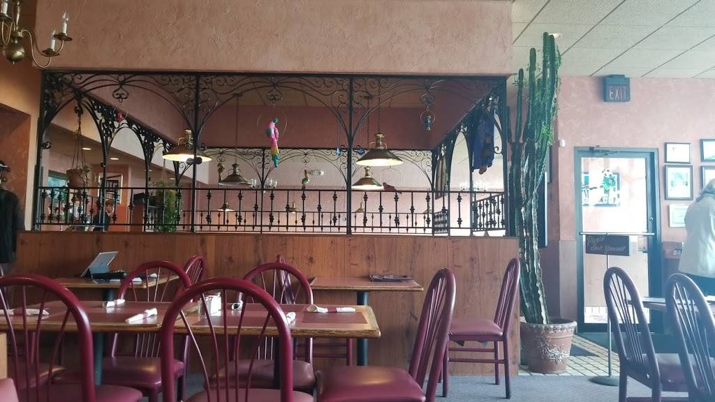 Dos Pesos Mexican Restaurant | restaurant | 11800 Belleville Rd, Belleville, MI 48111, USA | 7346975777 OR +1 734-697-5777