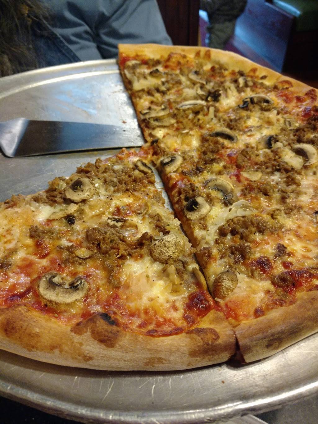 Rosalies Grill | restaurant | 1901 Scotland Ave, Chambersburg, PA 17201, USA | 7172624981 OR +1 717-262-4981