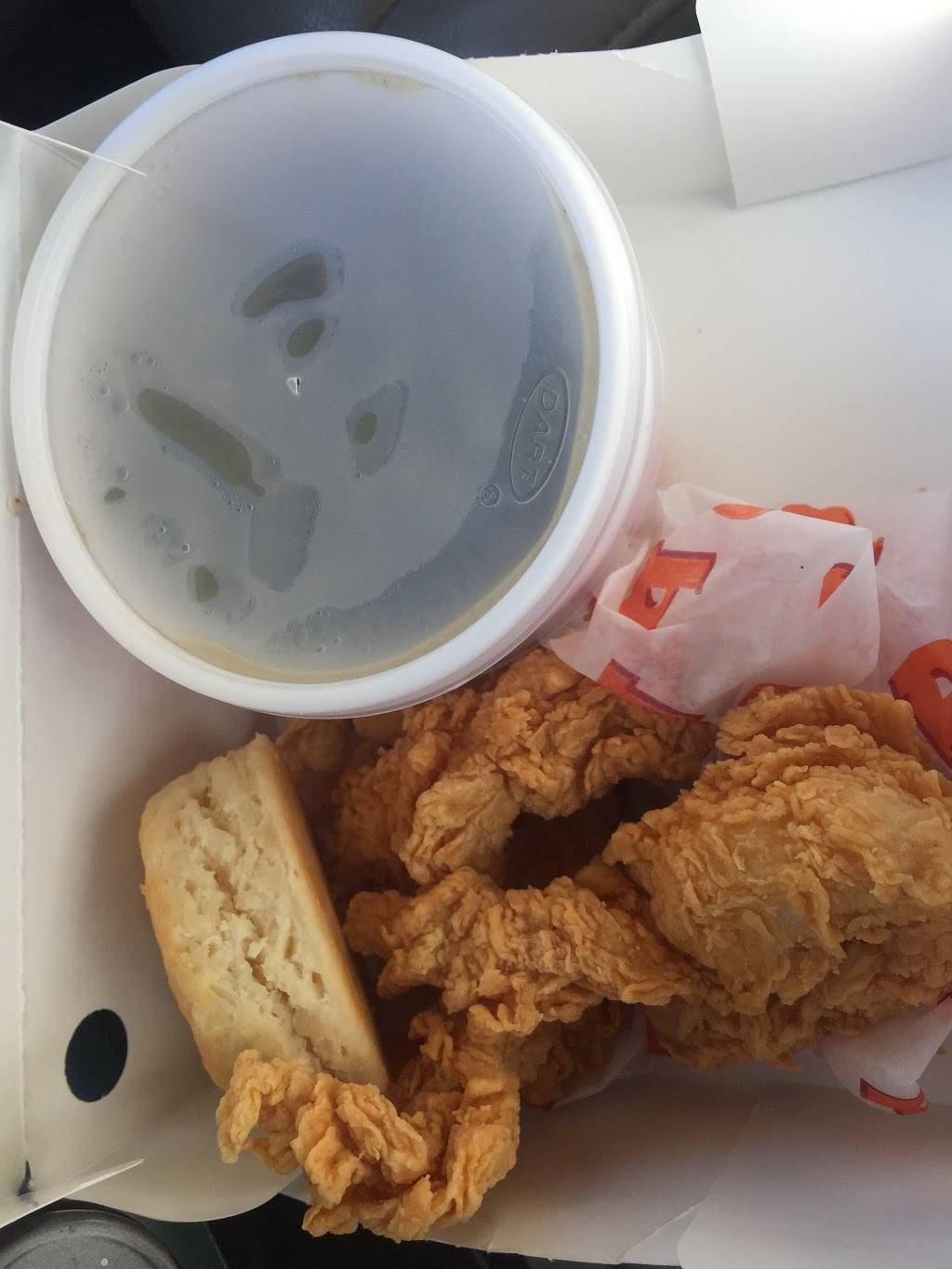 Popeyes Louisiana Kitchen | restaurant | 7031 San Pedro Ave, San Antonio, TX 78216, USA | 2107981234 OR +1 210-798-1234