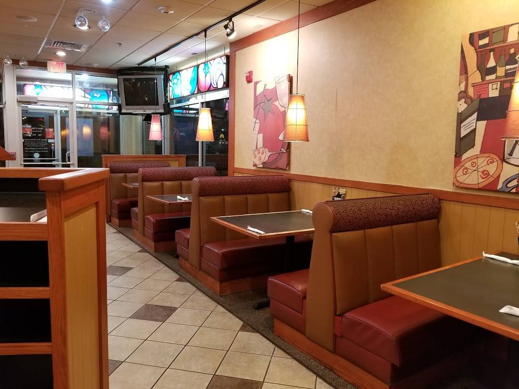 Pizza Hut | restaurant | N112W15800 Mequon Rd Suite 13, Germantown, WI 53022, USA | 2622515550 OR +1 262-251-5550