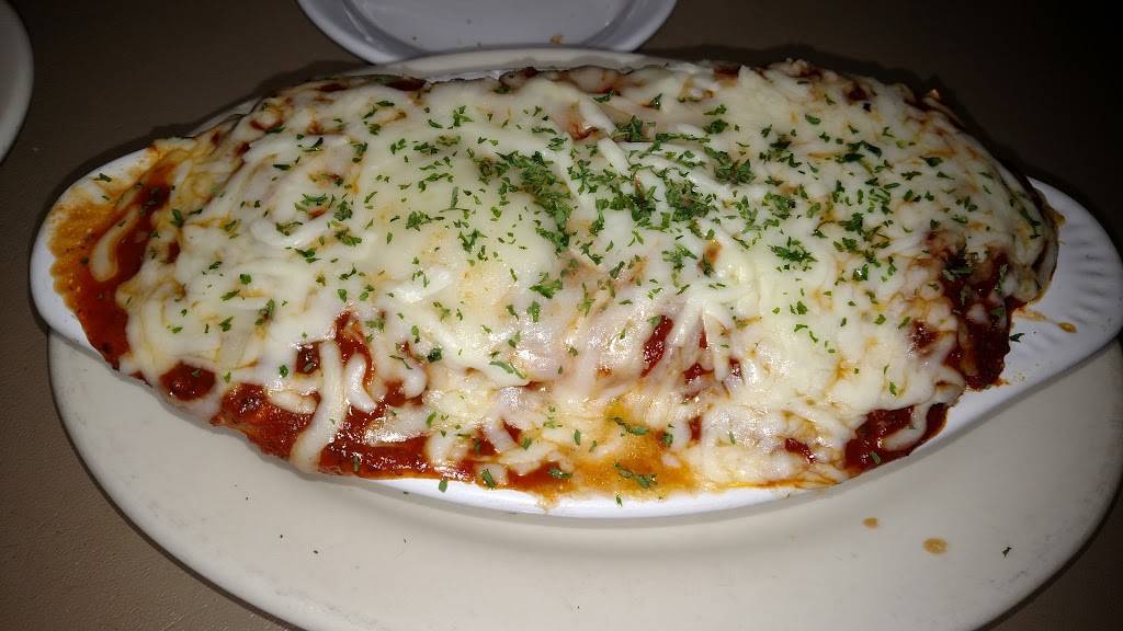 Delciellos | night club | 161 N Chestnut St, Ravenna, OH 44266, USA | 3308397420 OR +1 330-839-7420