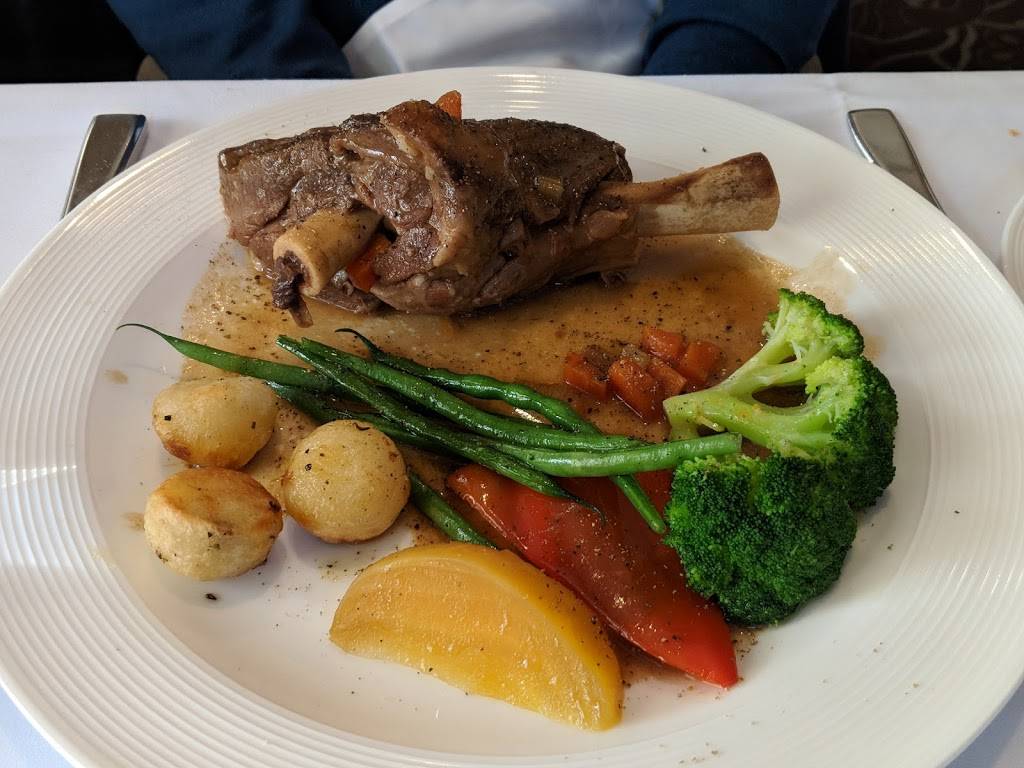 Piatto | restaurant | 1646 Dundas St W, Mississauga, ON L5C 1E6, Canada | 9058969111 OR +1 905-896-9111