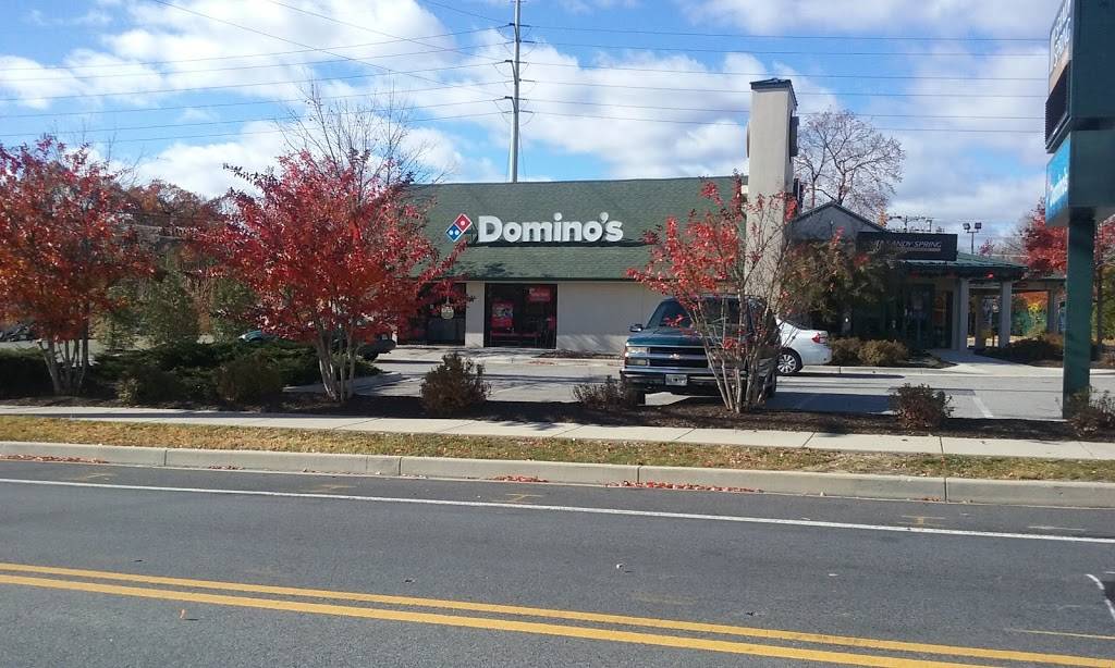 Dominos Pizza | meal delivery | 506 S Camp Meade Rd, Linthicum Heights, MD 21090, USA | 4106843030 OR +1 410-684-3030