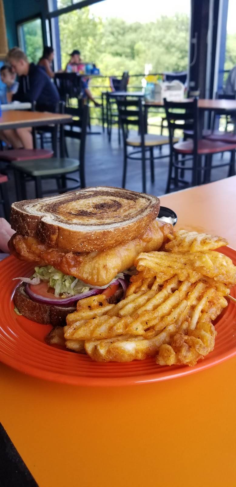 Erics Bay View Grill | restaurant | 617-619, US-50, Aurora, IN 47001, USA | 8126559543 OR +1 812-655-9543