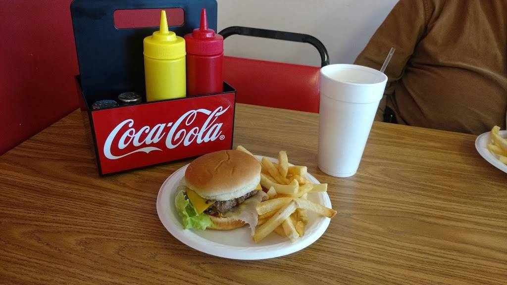 Dawg Shack | restaurant | 7924 Chesapeake Blvd # E, Norfolk, VA 23518, USA | 7575887785 OR +1 757-588-7785