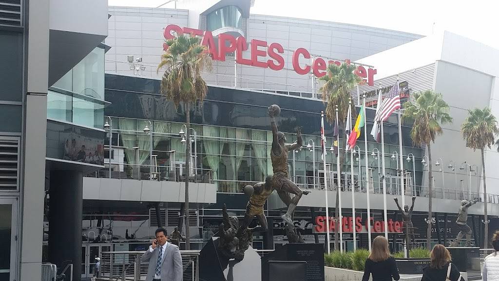 Yard House | restaurant | 800 W Olympic Blvd A-115, Los Angeles, CA 90015, USA | 2137459273 OR +1 213-745-9273