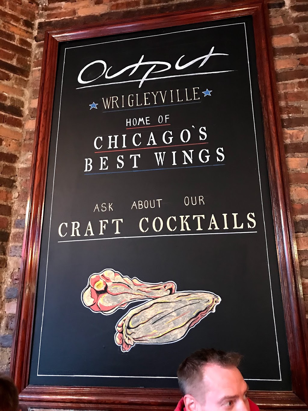 Output lounge | restaurant | 3720 N Clark St, Chicago, IL 60613, USA | 7736878658 OR +1 773-687-8658