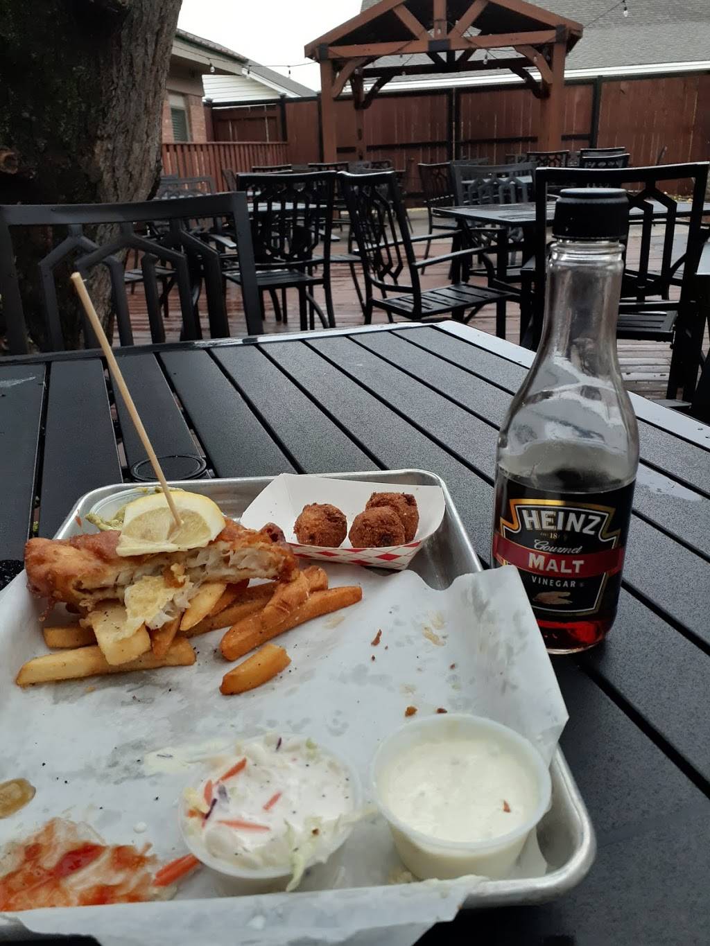 Churchills Fish N Chips | meal takeaway | 206 N Oak St Suite 170, Roanoke, TX 76262, USA | 6824047500 OR +1 682-404-7500