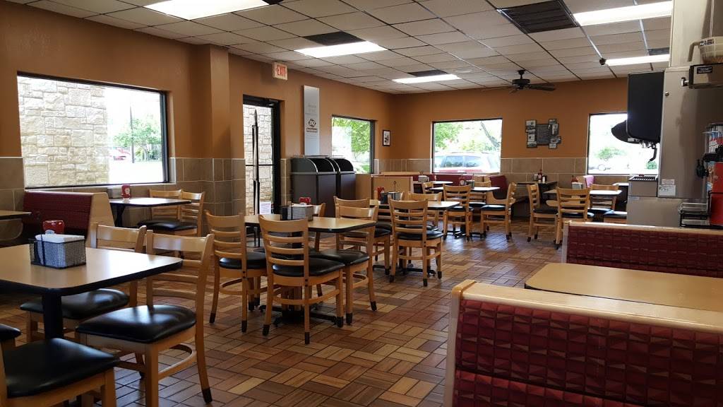 Dairy Queen Store | restaurant | 902 E Main St, Fredericksburg, TX 78624, USA | 8309974648 OR +1 830-997-4648