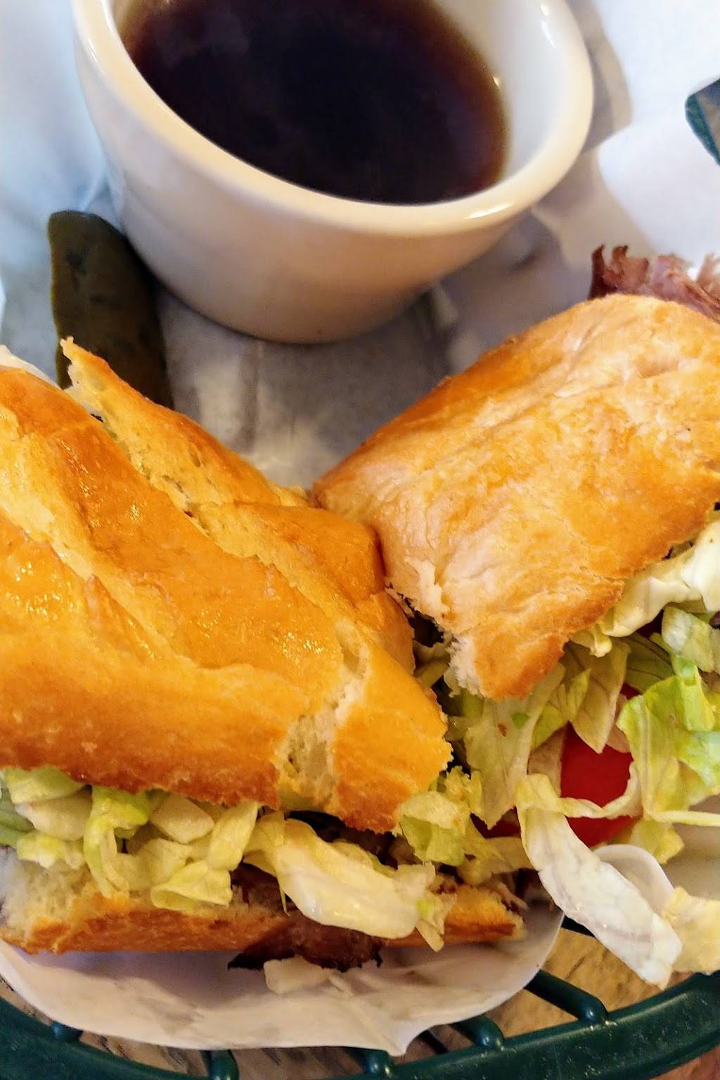 Proffitts Porch | restaurant | 1587 Officers Lake Rd, Columbus, MS 39705, USA | 6623274485 OR +1 662-327-4485