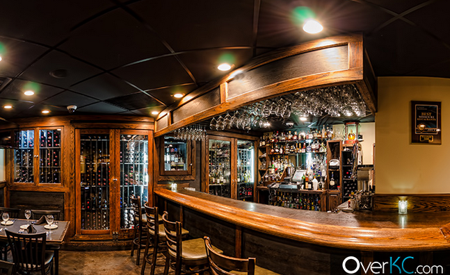 Garozzos Downtown | restaurant | 526 Harrison St, Kansas City, MO 64106, USA | 8162212455 OR +1 816-221-2455