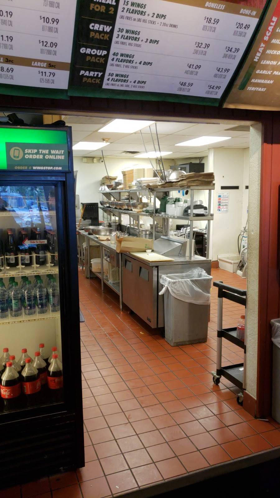 Wingstop | restaurant | 16650 NW 27th Ave, Opa-locka, FL 33054, USA | 3056256200 OR +1 305-625-6200