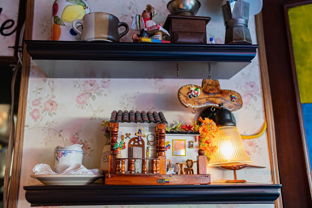 La Ventana Colombian Restaurant | restaurant | 710 Washington Ave, Miami Beach, FL 33139, USA | 3056730912 OR +1 305-673-0912