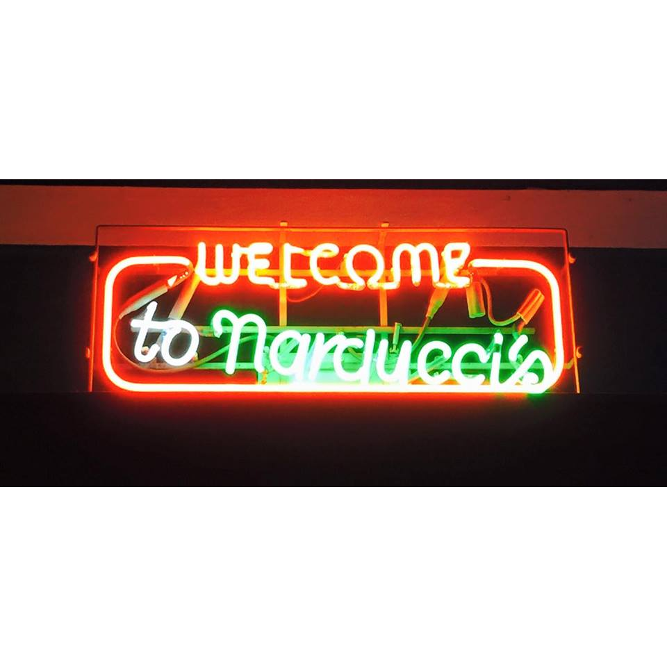 Narduccis Cafe | restaurant | 622 E 21st St, Bakersfield, CA 93305, USA | 6613242961 OR +1 661-324-2961