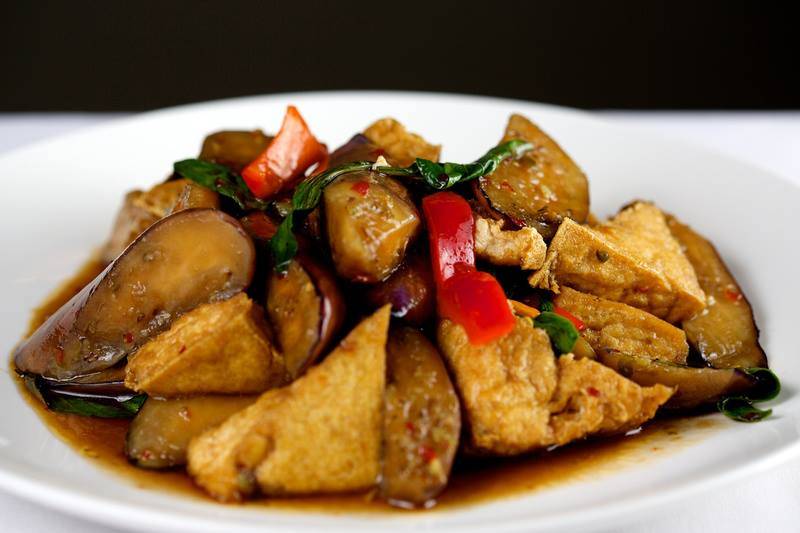 Pon Thai Bistro | restaurant | 213 Washington St, Brookline, MA 02445, USA | 6176083593 OR +1 617-608-3593