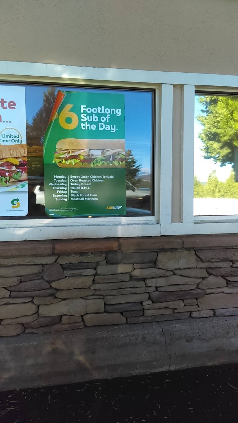 Subway | restaurant | 6529 Pony Express Trail, Pollock Pines, CA 95726, USA | 5306443354 OR +1 530-644-3354