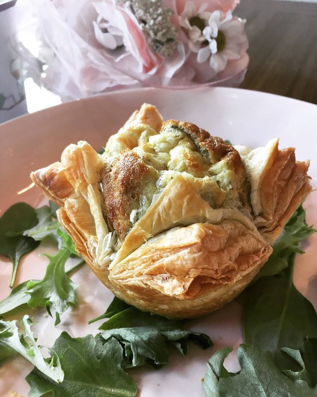 Bella La Crema, Bistro, Butter Bar & Market | restaurant | 405 Main Street Unit B #2528, Lyons, CO 80540, USA | 3038238666 OR +1 303-823-8666